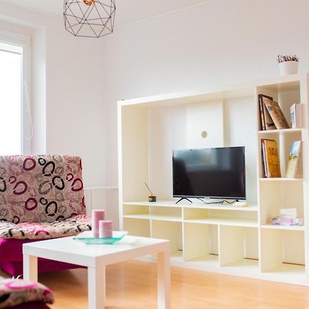 Centro Apartamentai Naujoji Akmene Eksteriør billede