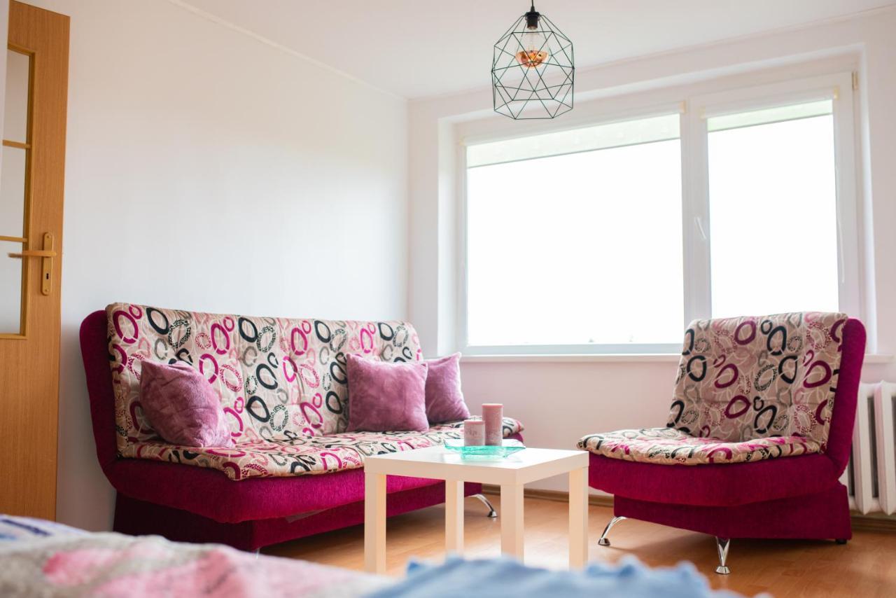 Centro Apartamentai Naujoji Akmene Eksteriør billede