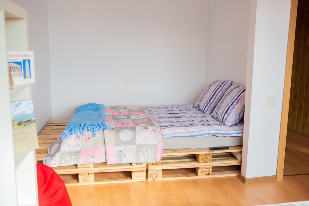 Centro Apartamentai Naujoji Akmene Eksteriør billede